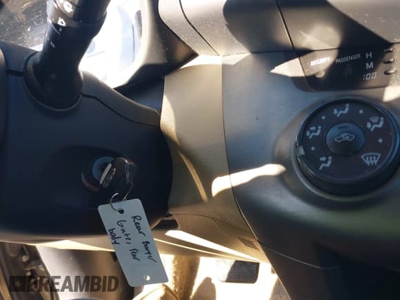 ✅ 2010 Toyota RAV4 • VIN: 2T3BF4DV1AW037544 • Lot: 43533725. Wystawiony na IAAI z przebiegiem 150 766 mil. Bezpłatny archiwum sprzedaży aukcyjnych z USA i szczegółowy raport historii pojazdu na DreamBid. Zdjęcie 11.