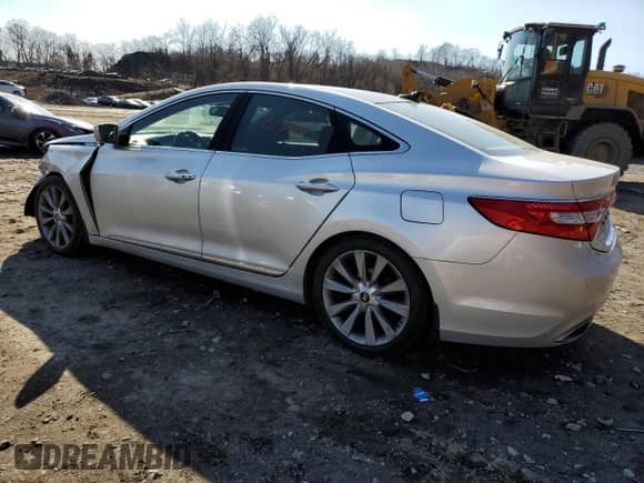 2012 Hyundai Azera с VIN KMHFH4JG2CA188049, выставлен на аукционе Copart как лот 45131564 с пробегом 55 333 миль миль и На запчасти • Non repairable. История ставок и продаж доступна на DreamBid. Изображение 2.