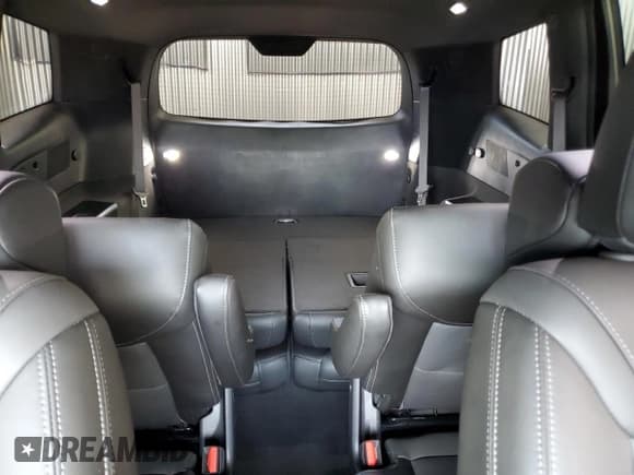 ✅ 2025 Cadillac XT6 AWD Premium Luxury • VIN: 1GYKPDRS6SZ119759 • Lot: 56168025. Listed on Copart with 11,008 mi. Free auction sales archive from the USA and detailed vehicle history report at DreamBid. Image 10.