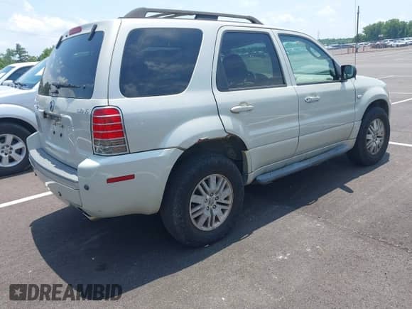 2007 Mercury Mariner Premier с VIN 4M2CU97157KJ07929, выставлен на аукционе IAAI как лот 42689862 с пробегом 173 772 миль миль и . История ставок и продаж доступна на DreamBid. Изображение 4.