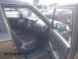 ✅ 2013 Kia Soul • VIN: KNDJT2A57D7554814 • Lot: 43568792. Wystawiony na IAAI z przebiegiem 149 521 mil. Bezpłatny archiwum sprzedaży aukcyjnych z USA i szczegółowy raport historii pojazdu na DreamBid. Zdjęcie 5.