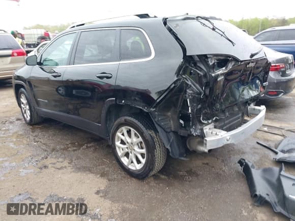 ✅ 2018 Jeep Cherokee Latitude Plus • VIN: 1C4PJLLX7JD504352 • Lot: 42015977. Listed on IAAI with 85,157 mi. Free auction sales archive from the USA and detailed vehicle history report at DreamBid. Image 3.