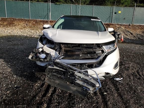 ✅ 2015 Ford Edge Titanium • VIN: 2FMPK3K84FBB16138 • Lot: 92745485. Wystawiony na Copart z przebiegiem 94 864 mil. Bezpłatny archiwum sprzedaży aukcyjnych z USA i szczegółowy raport historii pojazdu na DreamBid. Zdjęcie 5.