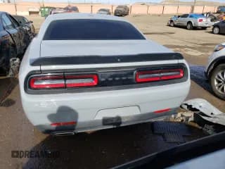 ✅ 2021 Dodge Challenger SXT • VIN: 2C3CDZGG7MH576246 • Lot: 39851153. Wystawiony na Copart z przebiegiem 42 122 mil. Bezpłatny archiwum sprzedaży aukcyjnych z USA i szczegółowy raport historii pojazdu na DreamBid. Zdjęcie 6.