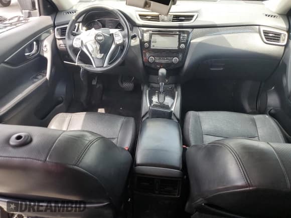 ✅ 2015 Nissan Rogue SL • VIN: 5N1AT2MT4FC802081 • Лот: 65854695. Опубликован ранее на Copart с пробегом 216 704 миль. Бесплатный доступ к архиву аукционных продаж из США и подробный отчёт об истории автомобиля на DreamBid. Изображение 8.