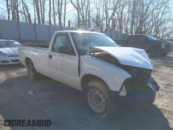 ✅ 2003 Chevrolet S-10 Work Truck • VIN: 1GCCS14X638238347 • Лот: 41709316. Опубликован ранее на IAAI с пробегом Не указан. Бесплатный доступ к архиву аукционных продаж из США и подробный отчёт об истории автомобиля на DreamBid. Изображение 1.