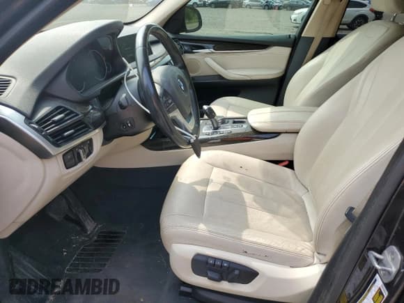 ✅ 2017 BMW X5 xDrive35i • VIN: 5UXKR0C34H0V84241 • Lot: 67703905. Listed on Copart with 127,653 mi. Free auction sales archive from the USA and detailed vehicle history report at DreamBid. Image 7.