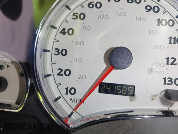 ✅ 2006 Saturn VUE • VIN: 5GZCZ33D46S899041 • Lot: 42060626. Wystawiony na IAAI z przebiegiem 241 585 mil. Bezpłatny archiwum sprzedaży aukcyjnych z USA i szczegółowy raport historii pojazdu na DreamBid. Zdjęcie 16.