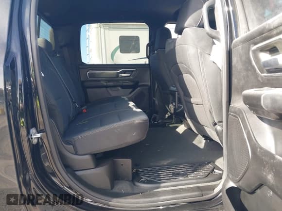 ✅ 2022 Ram 1500 Big Horn • VIN: 1C6SRFFT1NN381295 • Lot: 43556221. Listed on IAAI with 25,244 mi. Free auction sales archive from the USA and detailed vehicle history report at DreamBid. Image 8.