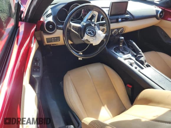 ✅ 2017 Mazda MX-5 Miata Grand Touring • VIN: JM1NDAM72H0101429 • Лот: 89688355. Опубликован ранее на Copart с пробегом 152 341 миль. Бесплатный доступ к архиву аукционных продаж из США и подробный отчёт об истории автомобиля на DreamBid. Изображение 8.