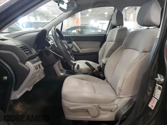 ✅ 2014 Subaru Forester 2.5i • VIN: JF2SJAAC3EG539619 • Лот: 81100255. Опубликован ранее на Copart с пробегом 78 273 миль. Бесплатный доступ к архиву аукционных продаж из США и подробный отчёт об истории автомобиля на DreamBid. Изображение 7.