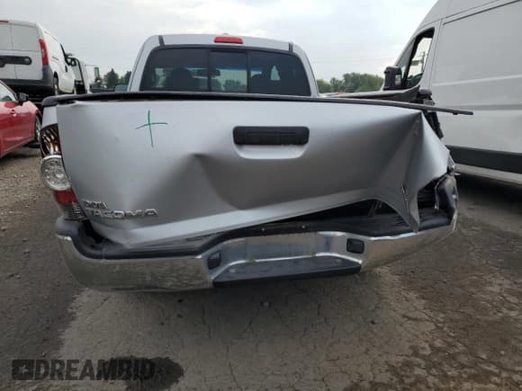 ✅ 2010 Toyota Tacoma • VIN: 5TETX4CN5AZ686156 • Лот: 71264105. Опубликован ранее на Copart с пробегом 76 566 миль. Бесплатный доступ к архиву аукционных продаж из США и подробный отчёт об истории автомобиля на DreamBid. Изображение 6.