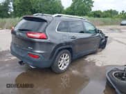 ✅ 2017 Jeep Cherokee Latitude • VIN: 1C4PJMCS9HW649143 • Lot: 42646609. Wystawiony na IAAI z przebiegiem 92 503 mil. Bezpłatny archiwum sprzedaży aukcyjnych z USA i szczegółowy raport historii pojazdu na DreamBid. Zdjęcie 4.
