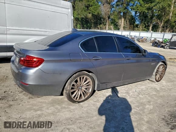 ✅ 2014 BMW 5 Series 528i • VIN: WBA5A5C59ED511744 • Lot: 96237465. Listed on Copart with 100,225 mi. Free auction sales archive from the USA and detailed vehicle history report at DreamBid. Image 3.