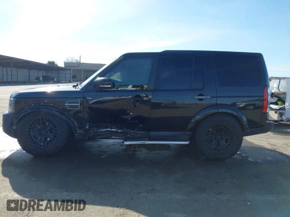 ✅ 2016 Land Rover LR4 HSE • VIN: SALAG2V63GA840960 • Lot: 41535020. Listed on IAAI with 102,696 mi. Free auction sales archive from the USA and detailed vehicle history report at DreamBid. Image 15.