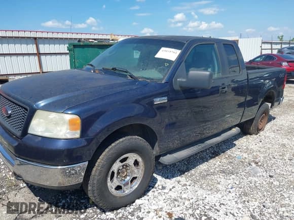 ✅ 2005 Ford F-150 STX • VIN: 1FTRX14W75FA02307 • Lot: 43018761. Listed on IAAI with 196,093 mi. Free auction sales archive from the USA and detailed vehicle history report at DreamBid. Image 2.