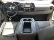 ✅ 2010 Chevrolet Silverado 1500 Work Truck • VIN: 1GCSCPE04AZ257340 • Lot: 54273575. Listed on Copart with 186,902 mi. Free auction sales archive from the USA and detailed vehicle history report at DreamBid. Image 8.