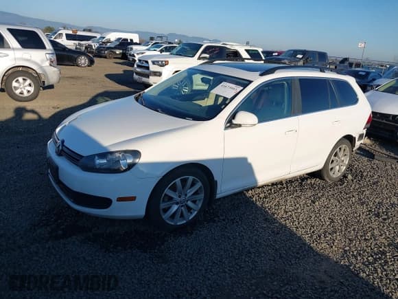 ✅ 2014 Volkswagen Jetta TDI • VIN: 3VWPL7AJ4EM601001 • Lot: 41673953. Wystawiony na IAAI z przebiegiem 118 644 mil. Bezpłatny archiwum sprzedaży aukcyjnych z USA i szczegółowy raport historii pojazdu na DreamBid. Zdjęcie 2.