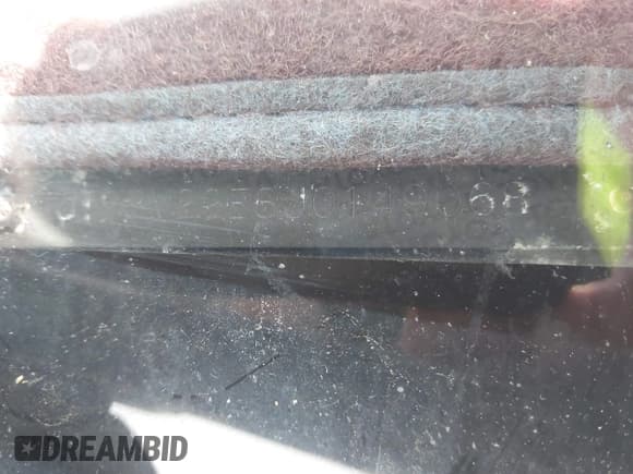 ✅ 1988 Toyota Camry LE • VIN: JT2SV22E8J0149068 • Lot: 42342495. Wystawiony na IAAI z przebiegiem 228 670 mil. Bezpłatny archiwum sprzedaży aukcyjnych z USA i szczegółowy raport historii pojazdu na DreamBid. Zdjęcie 9.