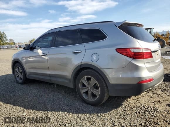 ✅ 2016 Hyundai Santa Fe SE • VIN: KM8SMDHF3GU157355 • Лот: 90012745. Опубликован ранее на Copart с пробегом 135 392 миль. Бесплатный доступ к архиву аукционных продаж из США и подробный отчёт об истории автомобиля на DreamBid. Изображение 2.