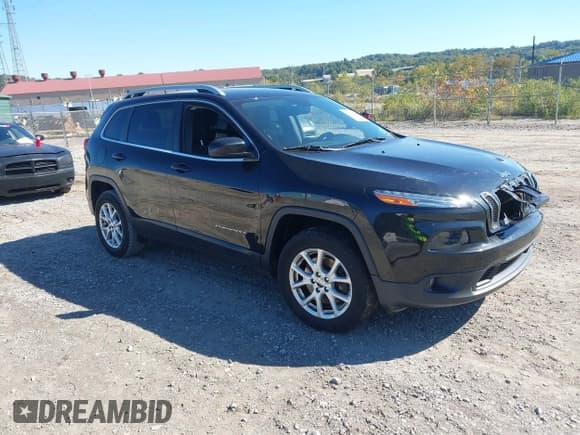 ✅ 2016 Jeep Cherokee Latitude • VIN: 1C4PJMCB6GW213834 • Лот: 43374361. Опубликован ранее на IAAI с пробегом 158 257 миль. Бесплатный доступ к архиву аукционных продаж из США и подробный отчёт об истории автомобиля на DreamBid. Изображение 1.