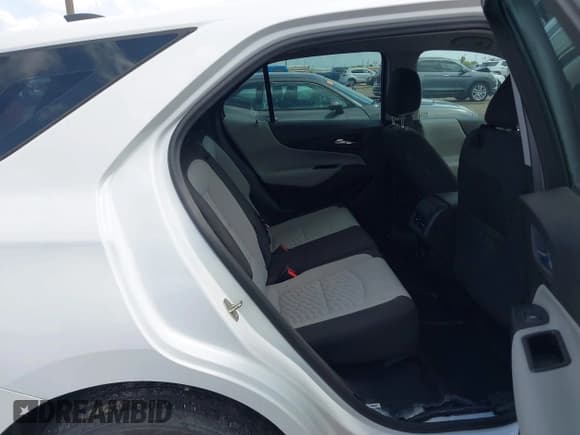 ✅ 2020 Chevrolet Equinox LS • VIN: 3GNAXFEV6LS553683 • Lot: 42670654. Listed on IAAI with Not provided. Free auction sales archive from the USA and detailed vehicle history report at DreamBid. Image 8.