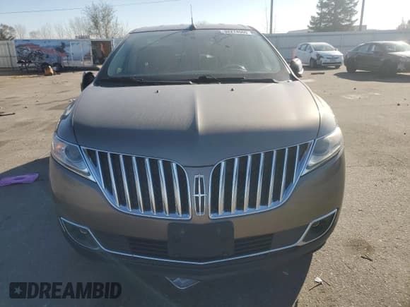 ✅ 2012 Lincoln MKX • VIN: 2LMDJ8JKXCBL06526 • Lot: 92274565. Listed on Copart with Not provided. Free auction sales archive from the USA and detailed vehicle history report at DreamBid. Image 5.