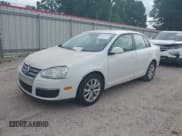 ✅ 2010 Volkswagen Jetta Limited Edition • VIN: 3VWAX7AJ8AM091384 • Lot: 42286113. Listed on IAAI with 103,505 mi. Free auction sales archive from the USA and detailed vehicle history report at DreamBid. Image 2.