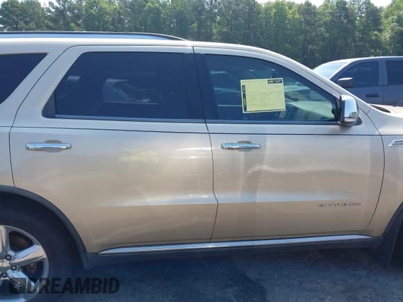✅ 2011 Dodge Durango Citadel • VIN: 1D4RE5GG9BC667775 • Lot: 42543175. Listed on IAAI with 191,632 mi. Free auction sales archive from the USA and detailed vehicle history report at DreamBid. Image 13.