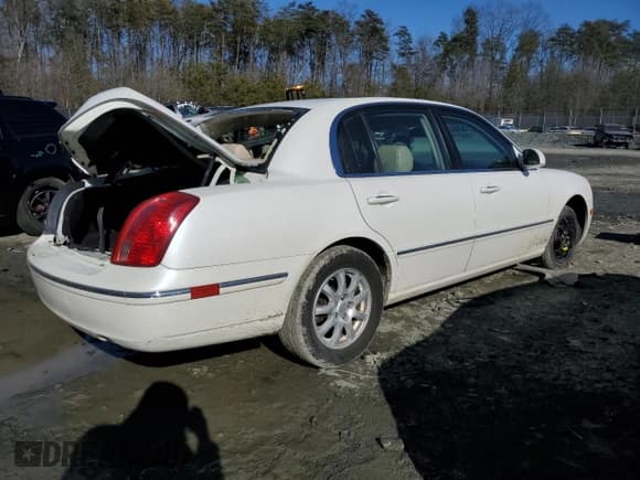 ✅ 2008 Kia Amanti • VIN: KNALD125185150579 • Lot: 46348545. Listed on Copart with 123,093 mi. Free auction sales archive from the USA and detailed vehicle history report at DreamBid. Image 3.