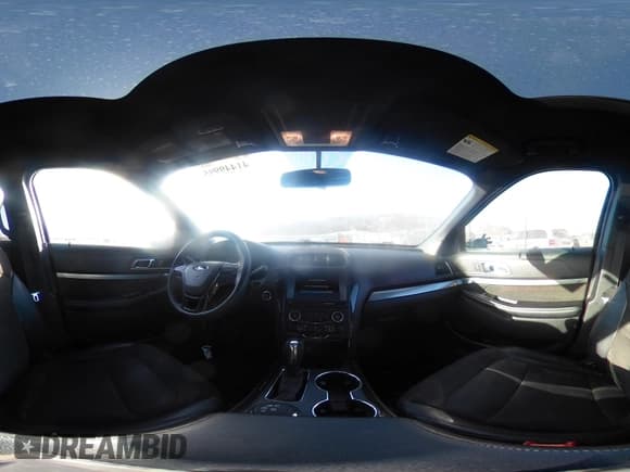 ✅ 2018 Ford Explorer XLT • VIN: 1FM5K8D88JGC03818 • Lot: 41449995. Wystawiony na IAAI z przebiegiem 126 000 mil. Bezpłatny archiwum sprzedaży aukcyjnych z USA i szczegółowy raport historii pojazdu na DreamBid. Zdjęcie 24.