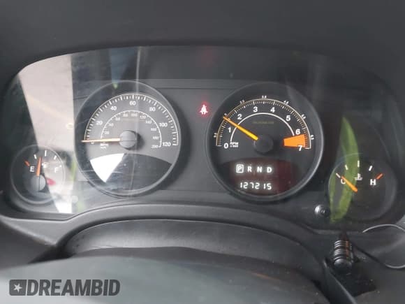 ✅ 2017 Jeep Patriot Sport • VIN: 1C4NJPBA3HD116444 • Lot: 43618076. Listed on IAAI with 127,215 mi. Free auction sales archive from the USA and detailed vehicle history report at DreamBid. Image 7.