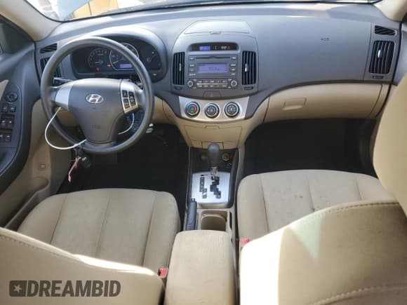 ✅ 2010 Hyundai Elantra SE • VIN: KMHDU4AD8AU127311 • Lot: 91235465. Listed on Copart with 170,690 mi. Free auction sales archive from the USA and detailed vehicle history report at DreamBid. Image 8.