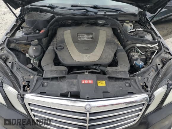 ✅ 2010 Mercedes-Benz E 350 Sport • VIN: WDDHF8HB1AA130988 • Lot: 90458625. Listed on Copart with 240,463 mi. Free auction sales archive from the USA and detailed vehicle history report at DreamBid. Image 11.