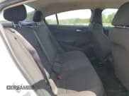 ✅ 2017 Chevrolet Cruze LS • VIN: 1G1BC5SM1H7135884 • Лот: 70741345. Опубликован ранее на Copart с пробегом 157 188 миль. Бесплатный доступ к архиву аукционных продаж из США и подробный отчёт об истории автомобиля на DreamBid. Изображение 10.