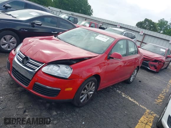 ✅ 2010 Volkswagen Jetta Limited Edition • VIN: 3VWRX7AJ6AM158664 • Lot: 42205340. Wystawiony na IAAI z przebiegiem 120 002 mil. Bezpłatny archiwum sprzedaży aukcyjnych z USA i szczegółowy raport historii pojazdu na DreamBid. Zdjęcie 17.