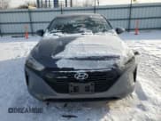 ✅ 2018 Hyundai Ioniq Blue • VIN: KMHC65LC7JU071863 • Lot: 45051175. Wystawiony na Copart z przebiegiem 142 061 mil. Bezpłatny archiwum sprzedaży aukcyjnych z USA i szczegółowy raport historii pojazdu na DreamBid. Zdjęcie 5.