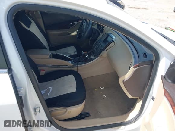 ✅ 2012 Buick LaCrosse Convenience • VIN: 1G4GB5ER1CF343944 • Lot: 42803035. Wystawiony na IAAI z przebiegiem 133 278 mil. Bezpłatny archiwum sprzedaży aukcyjnych z USA i szczegółowy raport historii pojazdu na DreamBid. Zdjęcie 5.