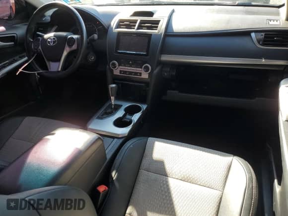 2014 Toyota Camry L z VIN 4T1BF1FK5EU453502, wystawiony jako Copart lot #85828745 z przebiegiem 85 794 mil mil oraz Szkoda całkowita • Salvage title. Historia ofert i sprzedaży dostępna na DreamBid. Obrazek 8.