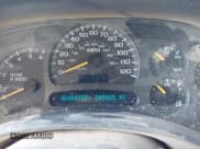 ✅ 2003 Chevrolet Silverado 2500HD LS • VIN: 1GCHC29U13E353706 • Lot: 42398034. Wystawiony na IAAI z przebiegiem 205 065 mil. Bezpłatny archiwum sprzedaży aukcyjnych z USA i szczegółowy raport historii pojazdu na DreamBid. Zdjęcie 7.