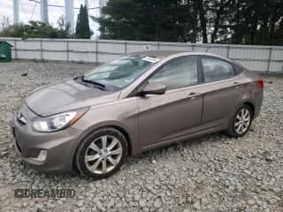 ✅ 2012 Hyundai Accent GLS • VIN: KMHCU4AE1CU084437 • Lot: 74152044. Wystawiony na Copart z przebiegiem 215 447 mil. Bezpłatny archiwum sprzedaży aukcyjnych z USA i szczegółowy raport historii pojazdu na DreamBid. Zdjęcie 1.