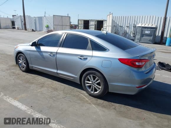 ✅ 2017 Hyundai Sonata 2.4L • VIN: 5NPE24AF1HH491347 • Lot: 43126346. Listed on IAAI with 124,651 mi. Free auction sales archive from the USA and detailed vehicle history report at DreamBid. Image 3.