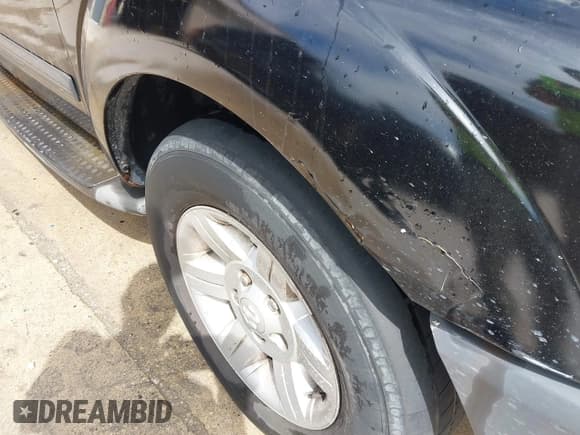 ✅ 2005 Dodge Durango SXT • VIN: 1D4HB38N45F610585 • Лот: 42282944. Опубликован ранее на IAAI с пробегом 180 446 миль. Бесплатный доступ к архиву аукционных продаж из США и подробный отчёт об истории автомобиля на DreamBid. Изображение 13.