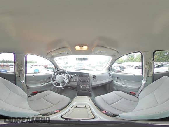 ✅ 2006 Dodge Durango SXT • VIN: 1D4HB38P26F190134 • Лот: 67117045. Опубликован ранее на Copart с пробегом 72 424 миль. Бесплатный доступ к архиву аукционных продаж из США и подробный отчёт об истории автомобиля на DreamBid. Изображение 16.