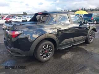 2024 Hyundai Santa Cruz XRT с VIN 5NTJDDAF6RH084880, выставлен на аукционе IAAI как лот 41221455 с пробегом 12 165 миль миль и . История ставок и продаж доступна на DreamBid. Изображение 4.
