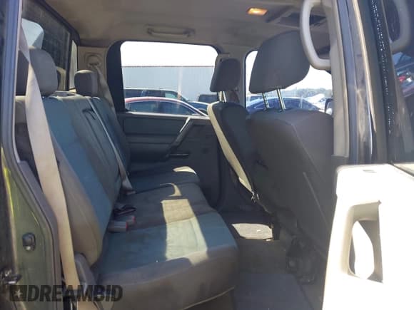 ✅ 2006 Nissan Titan SE • VIN: 1N6BA07A76N543729 • Лот: 43306899. Опубликован ранее на IAAI с пробегом 328 404 миль. Бесплатный доступ к архиву аукционных продаж из США и подробный отчёт об истории автомобиля на DreamBid. Изображение 8.