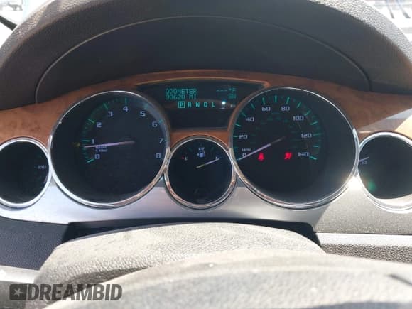 ✅ 2010 Buick Enclave CX • VIN: 5GALRAED2AJ103650 • Lot: 42497304. Wystawiony na IAAI z przebiegiem 98 620 mil. Bezpłatny archiwum sprzedaży aukcyjnych z USA i szczegółowy raport historii pojazdu na DreamBid. Zdjęcie 7.