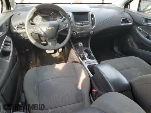 ✅ 2019 Chevrolet Cruze LS • VIN: 1G1BC5SM2K7151731 • Lot: 61159983. Listed on Copart with 102,978 mi. Free auction sales archive from the USA and detailed vehicle history report at DreamBid. Image 8.