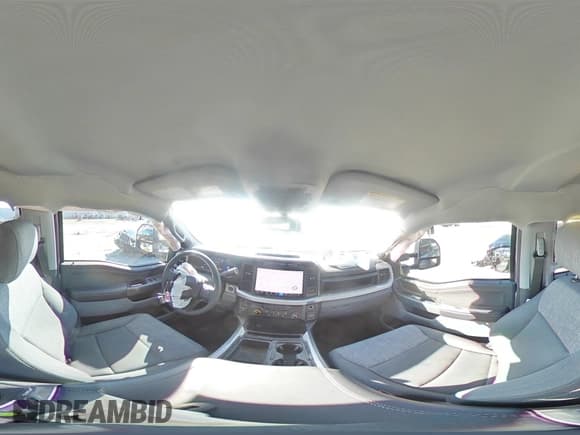 ✅ 2024 Ford F-250 XLT • VIN: 1FT8W2BT4RED84434 • Lot: 82628775. Listed on Copart with 34,216 mi. Free auction sales archive from the USA and detailed vehicle history report at DreamBid. Image 15.