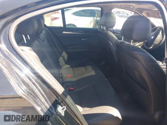 ✅ 2014 BMW 5 Series 535i • VIN: WBA5B1C55ED483074 • Lot: 43012811. Listed on IAAI with 95,876 mi. Free auction sales archive from the USA and detailed vehicle history report at DreamBid. Image 8.